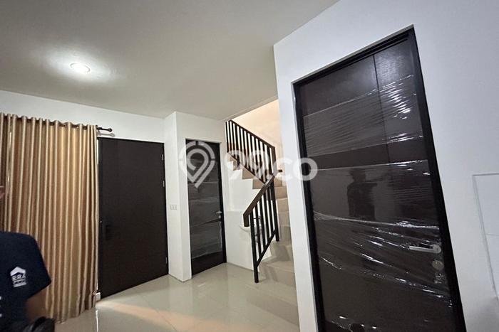 Rumah sewa siap pakai 2 KT di Semanan, Jakarta Barat Rumah sewa siap pakai 2 KT di Semanan, Jakarta Barat