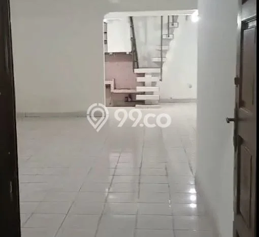 Disewakan! Rumah 5 Kamar Tidur &
2 Kamar Mandi di Duri Kosambi, Jakarta Barat Disewakan! Rumah 5 Kamar Tidur &
2 Kamar Mandi di Duri Kosambi, Jakarta Barat