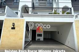 Rumah Mewah LB 300m2 Siap Huni Desain Elegan di Pejaten, Jakarta Selatan Rumah Mewah LB 300m2 Siap Huni Desain Elegan di Pejaten, Jakarta Selatan