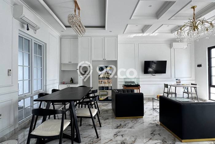 Rumah Mewah LB 300m2 Siap Huni Desain Elegan di Pejaten, Jakarta Selatan Rumah Mewah LB 300m2 Siap Huni Desain Elegan di Pejaten, Jakarta Selatan