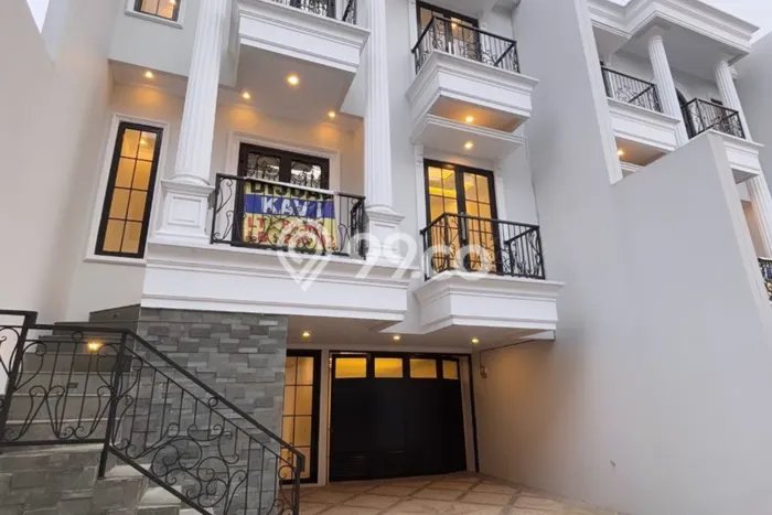 Jual Rumah Minimalis Bagus Punya 4 KT di Jagakarsa Jakarta Selatan SHM Jual Rumah Minimalis Bagus Punya 4 KT di Jagakarsa Jakarta Selatan SHM
