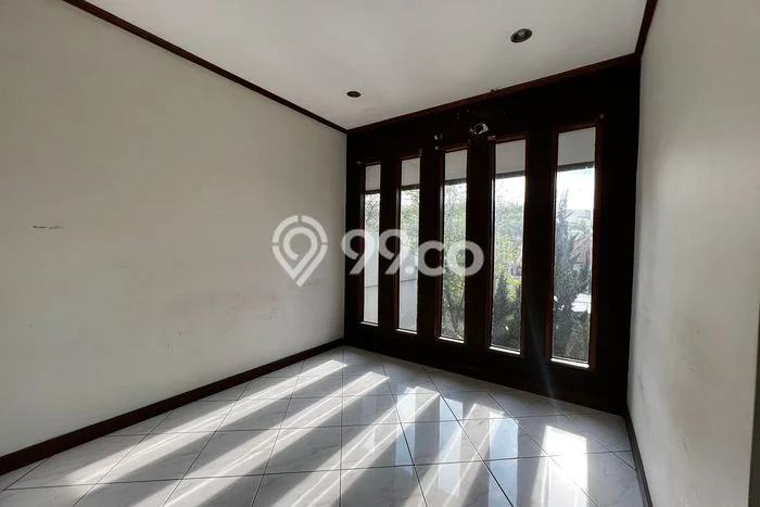 Sewa Rumah Murah di Pasteur Bandung Punya 4 Kamar Tidur Sewa Rumah Murah di Pasteur Bandung Punya 4 Kamar Tidur