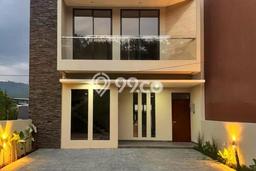 Rumah Luxury Modern Tanpa Renovasi di Bandung Kota Bandung Rumah Luxury Modern Tanpa Renovasi di Bandung Kota Bandung