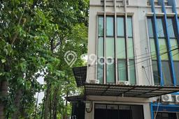 Ruko Bagus Dijual LB 270m2 Lokasi Strategis Jakarta Barat Area Cocok untuk Berbisnis Ruko Bagus Dijual LB 270m2 Lokasi Strategis Jakarta Barat Area Cocok untuk Berbisnis