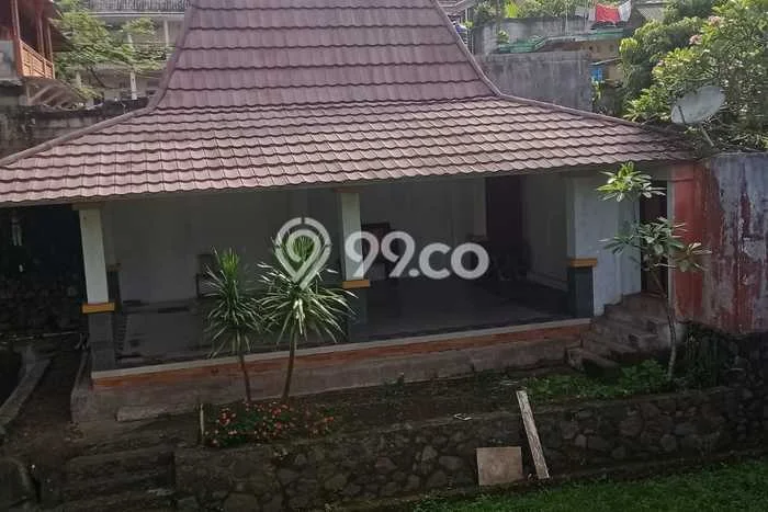 Dijual! Vila Kawasan Cisarua, Area 1300m2m², Posisi Strategis Dijual! Vila Kawasan Cisarua, Area 1300m2m², Posisi Strategis
