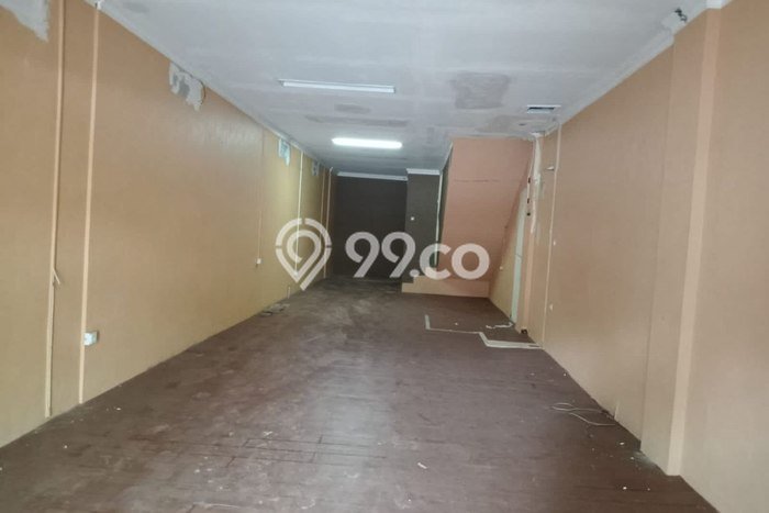 Ruko disewakan lokasi strategis Cempaka Putih Jakarta Pusat 250m2 Ruko disewakan lokasi strategis Cempaka Putih Jakarta Pusat 250m2