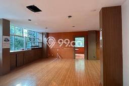 Komersial Area Komersial Kawasan Menteng, Luas 2032m², Jalan Utama Komersial Area Komersial Kawasan Menteng, Luas 2032m², Jalan Utama