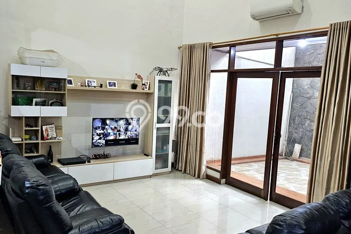 Dijual Rumah Modern 4 KT di Taman Holis Indah, Bandung Dijual Rumah Modern 4 KT di Taman Holis Indah, Bandung