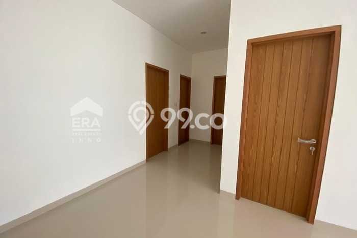 Rumah Mewah LB 300m2 Siap Pakai Desain Elegan di Mekar Wangi, Bandung Rumah Mewah LB 300m2 Siap Pakai Desain Elegan di Mekar Wangi, Bandung