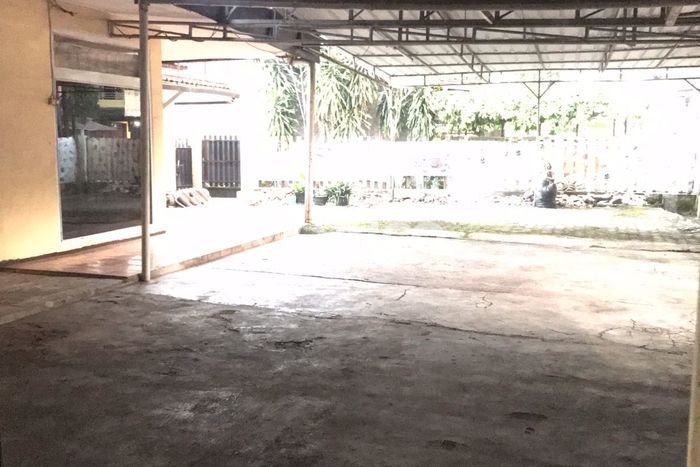 Komersial untuk Disewa di Pusat Bandung Luas Bangunan 110m2 Komersial untuk Disewa di Pusat Bandung Luas Bangunan 110m2