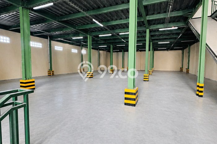 Disewakan Gudang di Penjaringan Jakarta Utara LT 1425m2, LB 1400m2 Disewakan Gudang di Penjaringan Jakarta Utara LT 1425m2, LB 1400m2
