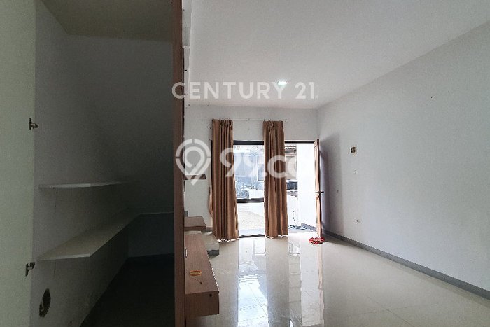 Disewakan! Rumah 3 Kamar Tidur &
2 Kamar Mandi di Padalarang, Bandung Disewakan! Rumah 3 Kamar Tidur &
2 Kamar Mandi di Padalarang, Bandung