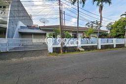 Ready to Use! Luxury House LT 532m2 Desain Elegan di Puri Indah Ready to Use! Luxury House LT 532m2 Desain Elegan di Puri Indah