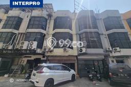 Unit Ruko Dijual di Jakarta Barat LT 67m2 & LB 230m2 Unit Ruko Dijual di Jakarta Barat LT 67m2 & LB 230m2