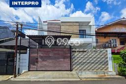 Rumah area Puri Indah, Jakarta Barat, LT 150m² Bangunan 250m² Rumah area Puri Indah, Jakarta Barat, LT 150m² Bangunan 250m²