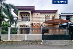 Rumah Elit LB 325m2 Siap Huni Desain Elegan di Duri Kosambi, Jakarta Barat Rumah Elit LB 325m2 Siap Huni Desain Elegan di Duri Kosambi, Jakarta Barat
