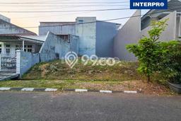 Lahan Dijual Lokasi Strategis di Jakarta Barat dengan Luas 240m2 Lahan Dijual Lokasi Strategis di Jakarta Barat dengan Luas 240m2