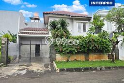 Rumah 4 KT 4 KM Pemandangan Gunung di Kebon Jeruk, Jakarta Barat Rumah 4 KT 4 KM Pemandangan Gunung di Kebon Jeruk, Jakarta Barat