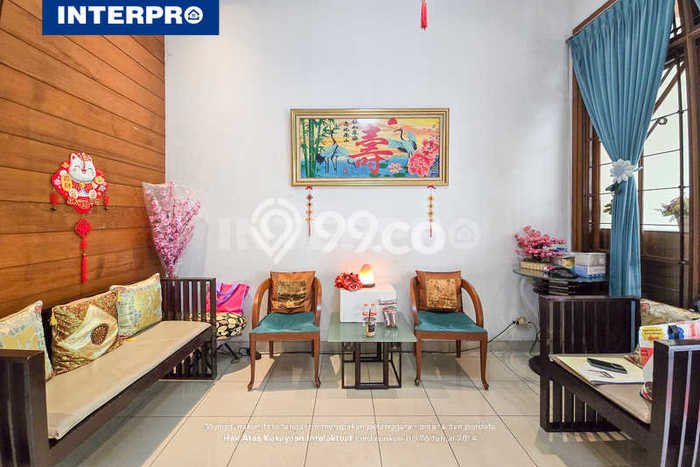 Ready to Use! Premium House LT 200m2 Desain Elegan di Puri Indah Ready to Use! Premium House LT 200m2 Desain Elegan di Puri Indah