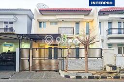 Rumah kawasan Permata Buana, 2 KM, Lingkungan Premium, Luas 136m² Bangunan 200m² Rumah kawasan Permata Buana, 2 KM, Lingkungan Premium, Luas 136m² Bangunan 200m²