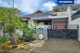 Dijual Rumah Luas Elegan Dengan View Eksklusif di Intercon, Jakarta Barat Dijual Rumah Luas Elegan Dengan View Eksklusif di Intercon, Jakarta Barat