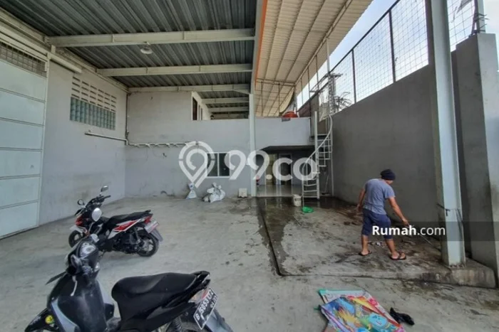 Disewakan Gudang Bisnis di Cipondoh Tangerang Harga Sewa Menarik Bisa Nego Disewakan Gudang Bisnis di Cipondoh Tangerang Harga Sewa Menarik Bisa Nego