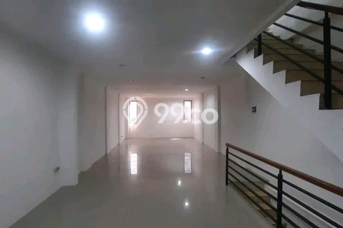 FOR RENT! Ruko di Muara Karang Cocok untuk Bisnis 200m2 FOR RENT! Ruko di Muara Karang Cocok untuk Bisnis 200m2