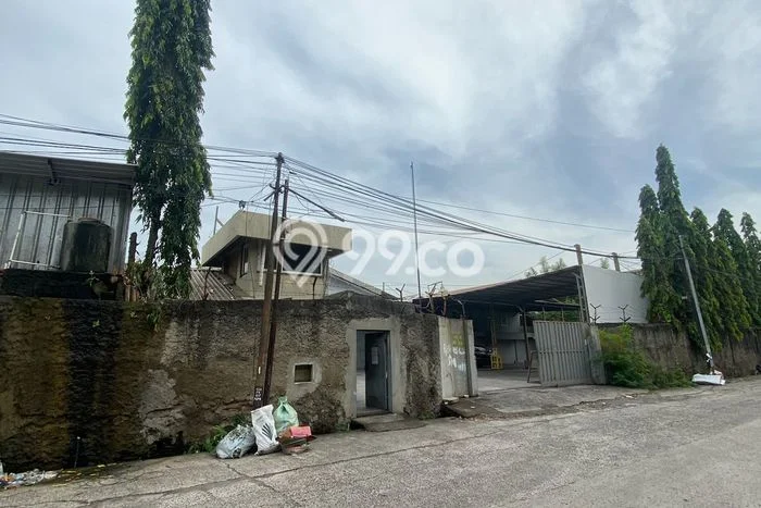 Unit Gudang Disewakan di Kapuk Kamal di Area Ramai & Strategis Unit Gudang Disewakan di Kapuk Kamal di Area Ramai & Strategis
