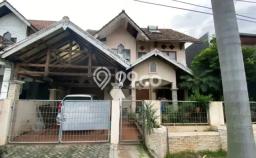 Ready to Use! Luxury House LT 257m2 Desain Elegan di Kemang Pratama Ready to Use! Luxury House LT 257m2 Desain Elegan di Kemang Pratama