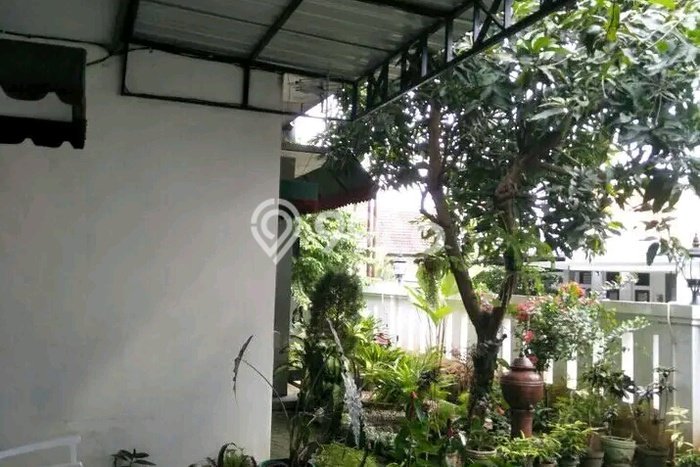 Komersial Dijual di Tembalang Semarang dengan LB 450m2 Komersial Dijual di Tembalang Semarang dengan LB 450m2