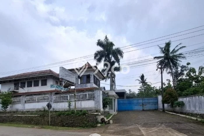 Paling Dicari! Gudang Dijual di Kendal Harga Kompetitif Paling Dicari! Gudang Dijual di Kendal Harga Kompetitif
