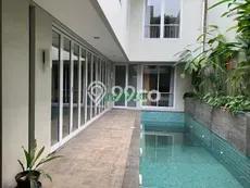 Hunian Modern Dikontrakkan 5 Kamar di Kebayoran Baru Bisa Nego Hunian Modern Dikontrakkan 5 Kamar di Kebayoran Baru Bisa Nego