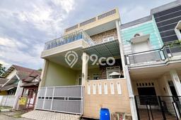 Dijual Rumah 5 Kamar Lokasi Ideal Nyaman dan Strategis di Bekasi Timur Dijual Rumah 5 Kamar Lokasi Ideal Nyaman dan Strategis di Bekasi Timur