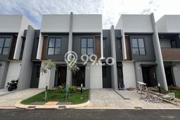 Rumah Minimalis 2 Kamar LT 55m2 di Summarecon Crown Gading Rumah Minimalis 2 Kamar LT 55m2 di Summarecon Crown Gading