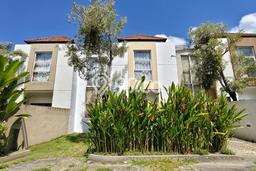 Investasi Menjanjikan! Vila di , Luas 100m2m², Dekat Mudah Fasilitas Umum Investasi Menjanjikan! Vila di , Luas 100m2m², Dekat Mudah Fasilitas Umum