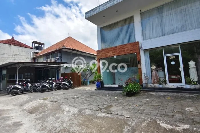 Ruko Disewa di Badung dengan LB 100m2 Area Komersial Ramai Ruko Disewa di Badung dengan LB 100m2 Area Komersial Ramai