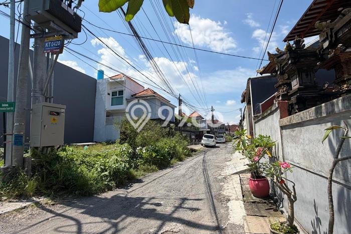 Tanah Kavling Disewakan di Kerobokan dengan Luas 150m2 Tanah Kavling Disewakan di Kerobokan dengan Luas 150m2