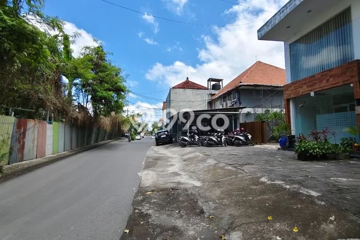 Ruko Disewa di Badung dengan LB 100m2 Area Komersial Ramai Ruko Disewa di Badung dengan LB 100m2 Area Komersial Ramai