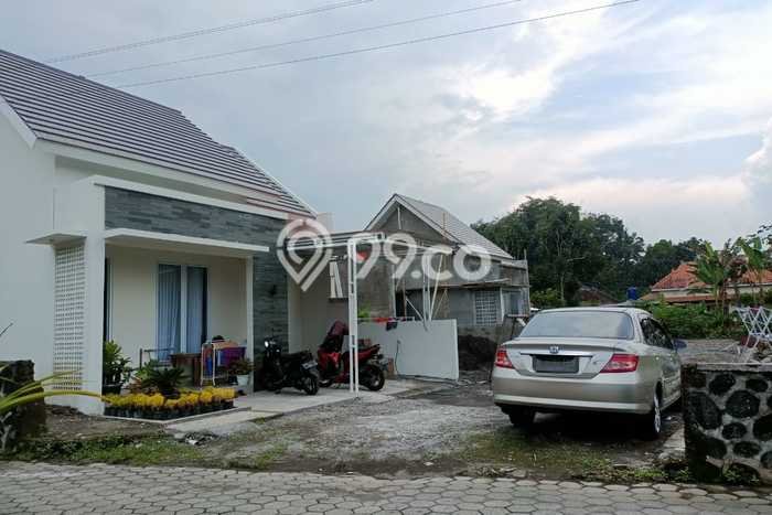 Rumah Baru Sudah SHM Dekat Sman 1 Sleman Rumah Baru Sudah SHM Dekat Sman 1 Sleman