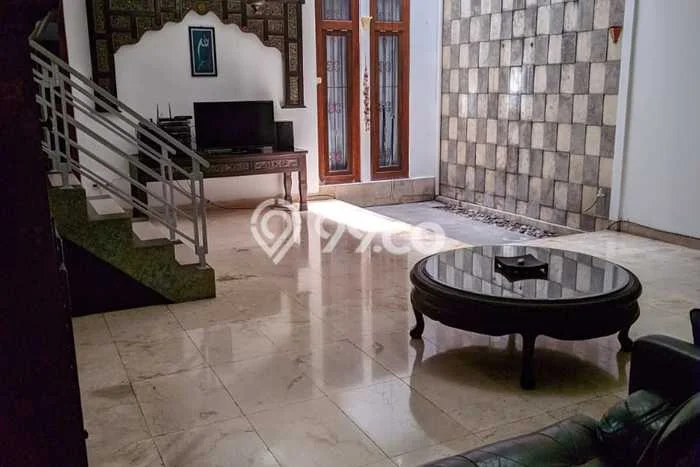 Disewakan Rumah Konsep Modern di Pondok Hijau Bandung dengan 5 Kamar Disewakan Rumah Konsep Modern di Pondok Hijau Bandung dengan 5 Kamar