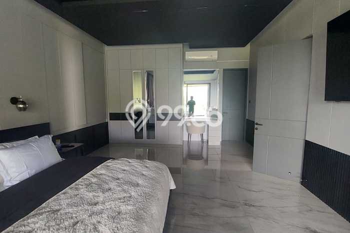 FOR SALE! Vila di , Luas 1400m2m², Dekat ke Pusat Kota FOR SALE! Vila di , Luas 1400m2m², Dekat ke Pusat Kota