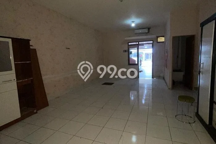 Ruko Disewakan di Arcamanik, Luas 165m², Lingkungan Bisnis Ruko Disewakan di Arcamanik, Luas 165m², Lingkungan Bisnis