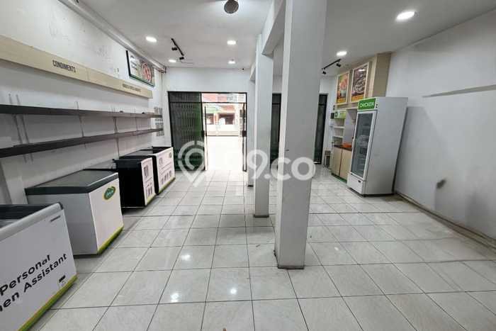 Dijual! Komersial di Ciateul Bandung LT 100m2 / LB 100m2 Kawasan Bisnis Dijual! Komersial di Ciateul Bandung LT 100m2 / LB 100m2 Kawasan Bisnis