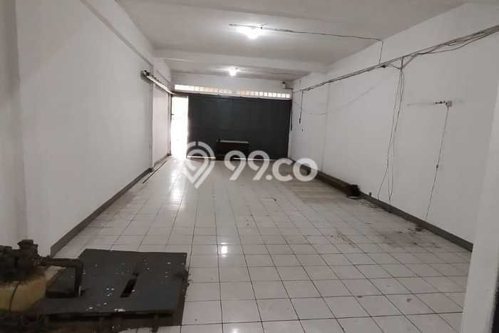 Area Strategis! Disewakan Ruko Lokasi Bojongloa Kaler, Bandung Cocok untuk Bisnis Area Strategis! Disewakan Ruko Lokasi Bojongloa Kaler, Bandung Cocok untuk Bisnis