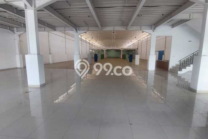 Gudang Kawasan Komersial Kawasan Gede Bage, Luas 4500m2m², For Rent, Siap Digunakan Gudang Kawasan Komersial Kawasan Gede Bage, Luas 4500m2m², For Rent, Siap Digunakan
