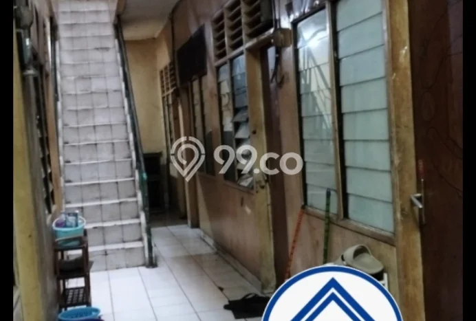 Ready to Use! Luxury House LT 250m2 Desain Modern di Kav DKI Ready to Use! Luxury House LT 250m2 Desain Modern di Kav DKI
