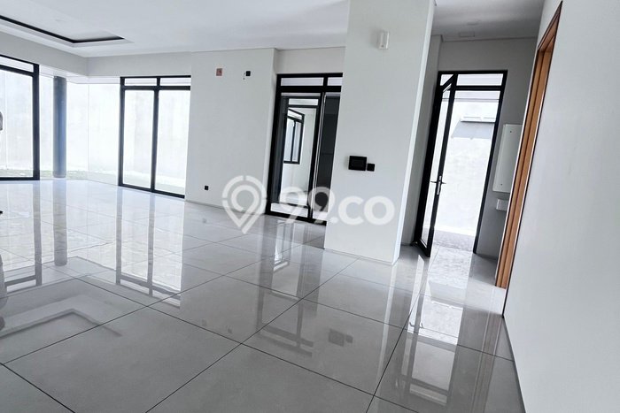 Rumah Elit LB 199m2 Siap Pakai Desain Elegan di Kota Baru Parahyangan, Bandung Rumah Elit LB 199m2 Siap Pakai Desain Elegan di Kota Baru Parahyangan, Bandung