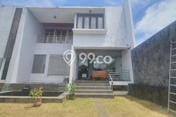 HARGA SPESIAL! Rumah Premium area , Bandung, LT 357m2m² LB 300m2m² Bisa Nego! HARGA SPESIAL! Rumah Premium area , Bandung, LT 357m2m² LB 300m2m² Bisa Nego!
