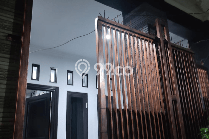 Rumah di Senen, Jakarta Pusat, Luas 52m² LB 104m² Rumah di Senen, Jakarta Pusat, Luas 52m² LB 104m²