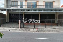 Unit Ruko disewakan di Sidoarjo Sidoarjo dengan LT 140m2 / LB 300m2 Unit Ruko disewakan di Sidoarjo Sidoarjo dengan LT 140m2 / LB 300m2